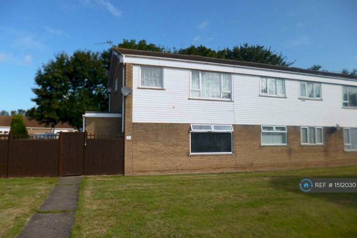 2 Bedroom Maisonette To Rent In Simpson Court, Ingoldmells, Skegness, PE25