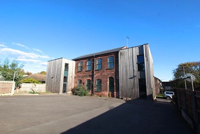 2 Bedroom Flat To Rent In Bullivant Street, Nottingham, Nottinghamshire, NG3