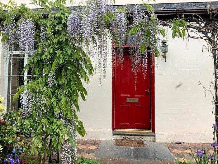 4 Bedroom Semi Detached House For Sale In Old Road, Tiverton, Devon, EX16