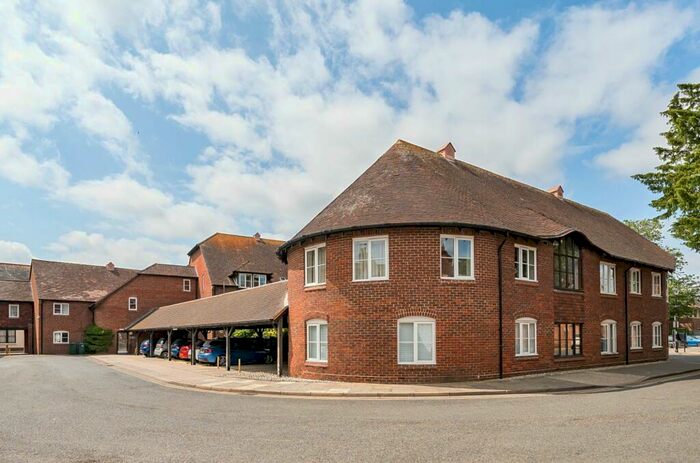 1 Bedroom Retirement Property For Sale In St. Cyriacs, Rose Court St. Cyriacs, PO19