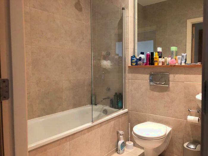 1 Bedroom Apartment To Rent In Roberts Wharf, Neptune Street, LS9