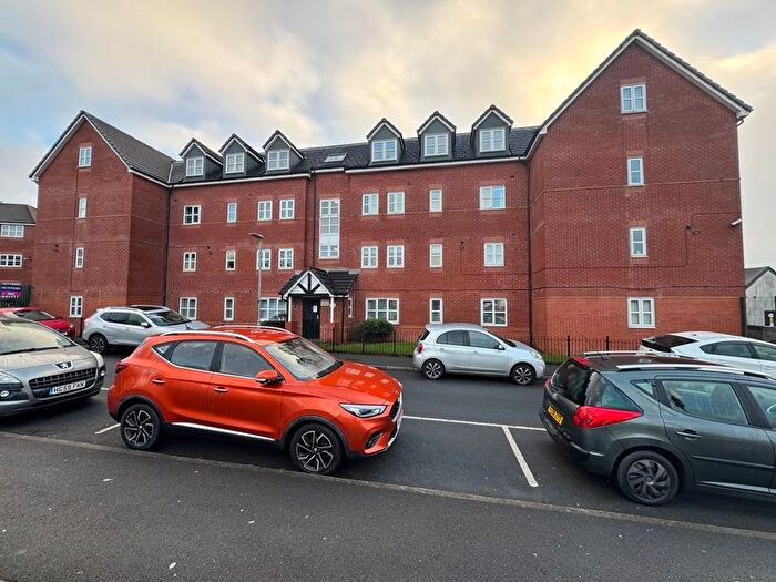 2 Bedroom Flat For Sale In Gas Street, Wigan, WN2