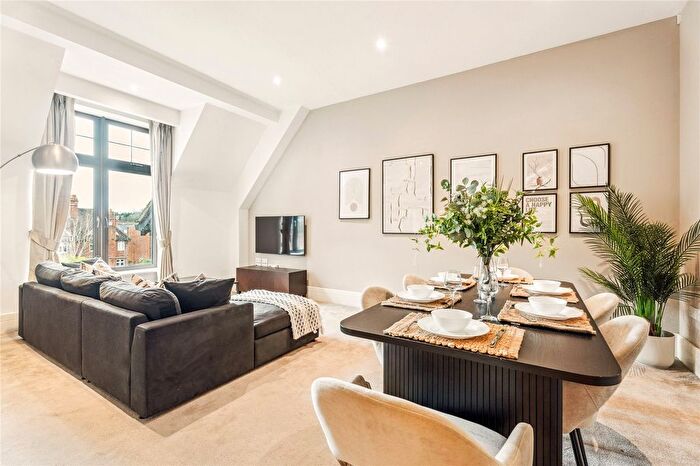 2 Bedroom Flat For Sale In Perpetual House, Station Road, Henley On Thames, Oxfordshire, RG9