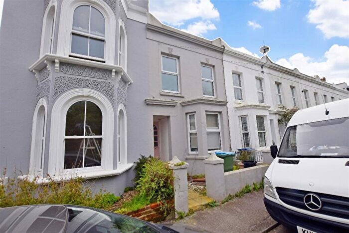 2 Bedroom Terraced House To Rent In Victoria Terrace, Sea Road, Bognor Regis, PO22