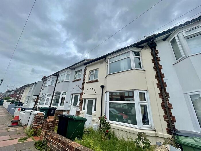2 Bedroom Apartment To Rent In Hollingdean Terrace, Brighton, BN1