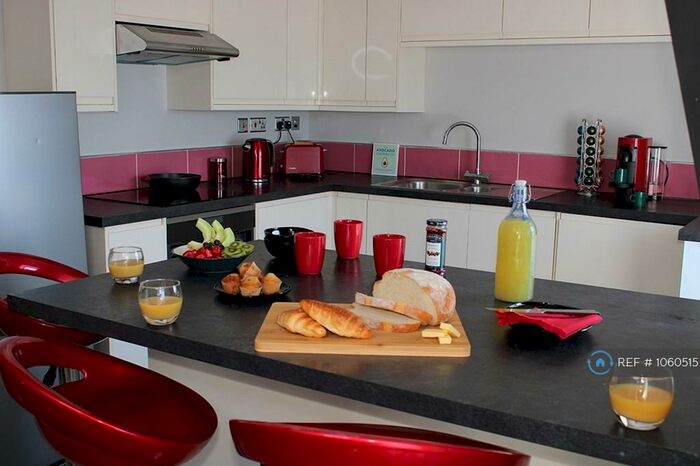 3 Bedroom Flat To Rent In Commodore Court, Hythe, CT21