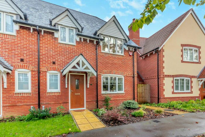 3 Bedroom Semi-Detached House For Sale In Reed Gardens, Woolhampton, Reading, RG7