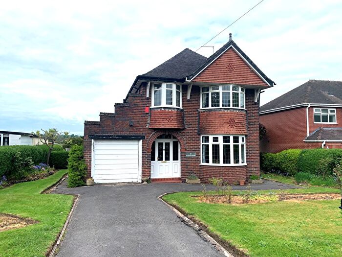 3 Bedroom Detached House For Sale In Uttoxeter Road, Blythe Bridge, Stoke-On-Trent, ST11