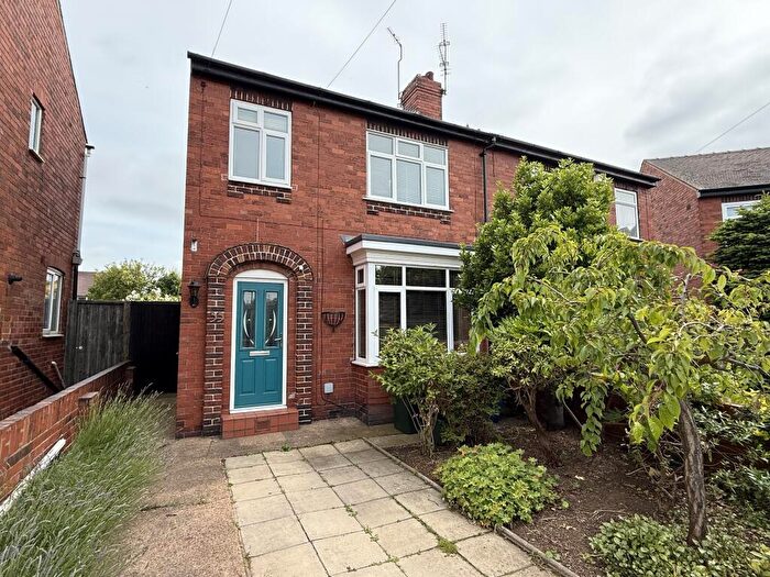 3 Bedroom House To Rent In Glamis Road, Doncaster, DN2