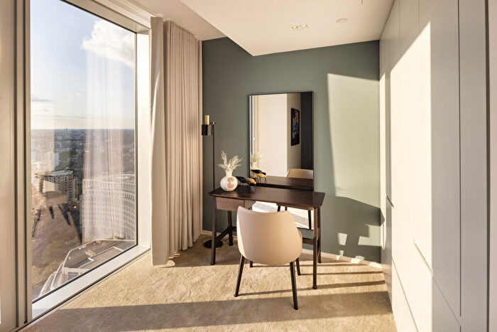 3 Bedroom Apartment To Rent In Newfoundland, London, E14