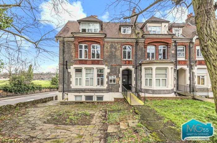 3 Bedroom Apartment To Rent In Mount View Road, Crouch End, London, N4