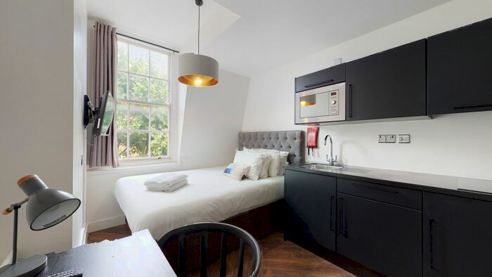 Studio To Rent In Draycott Avenue, London, SW3