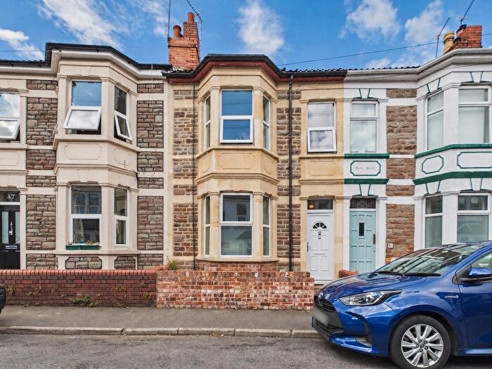 2 Bedroom Property For Sale In Hayward Road, Barton Hill, Bristol, BS5