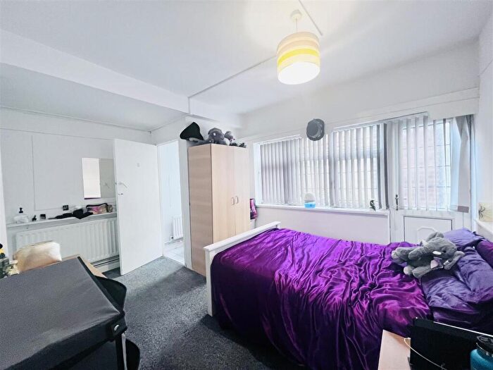 1 Bedroom Flat To Rent In Derby Road, Nottingham, NG7