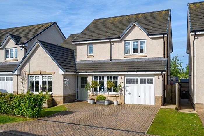 4 Bedroom Detached House For Sale In Douglas Marches, North Berwick, East Lothian, EH39