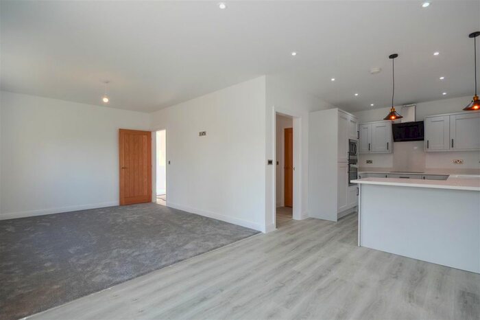 2 Bedroom Detached Bungalow For Sale In Churchbalk Lane, Pontefract, WF8