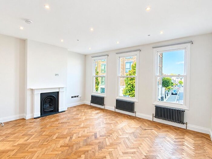 5 Bedroom Flat To Rent In New Kings Road, Parsons Green, SW6