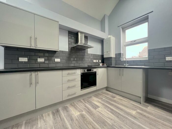 1 Bedroom Flat To Rent In Church Road, St Thomas, EX2