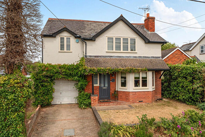 4 Bedroom Detached House For Sale In Fairmead Road, Shinfield, Reading, Berkshire, RG2