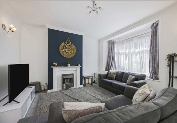 3 Bedroom Terraced House For Sale In Warren Road, Barkingside, Ilford, IG6