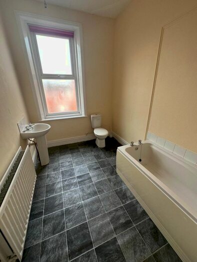 2 Bedroom Flat To Rent In Cardonnel Street, North Shields, NE29
