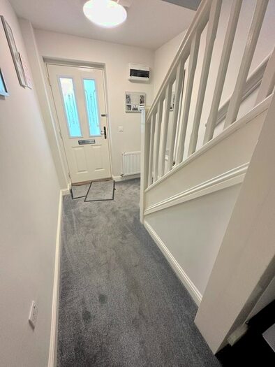 1 Bedroom Flat To Rent In Pippin Court, Halifax, HX2