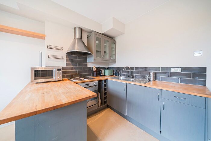 1 Bedroom Flat To Rent In Wilmot Street, London, E2