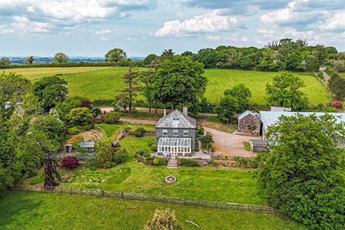 3 Bedroom Detached House For Sale In Brentor, PL19