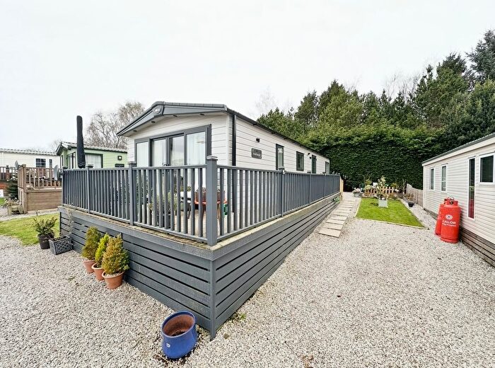 2 Bedroom Park Home For Sale In Capernwray, Carnforth, LA6