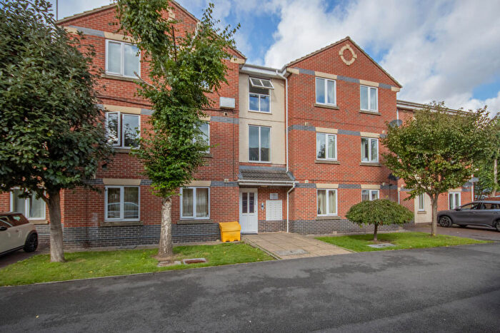 2 Bedroom Apartment For Sale In Jackdaw Close, Derby, DE22