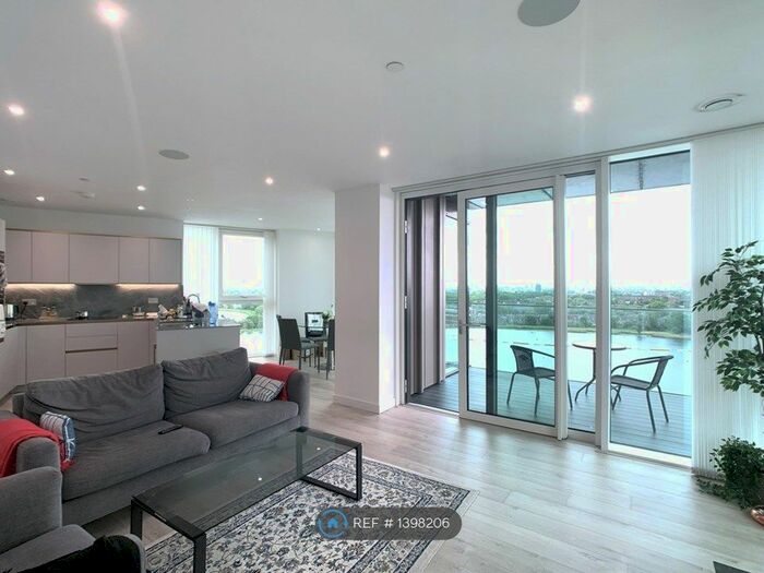 3 Bedroom Flat To Rent In Hartingtons Court, London, N4