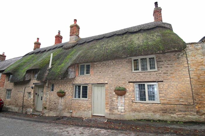 3 Bedroom Cottage For Sale In Common Street, Ravenstone, MK46