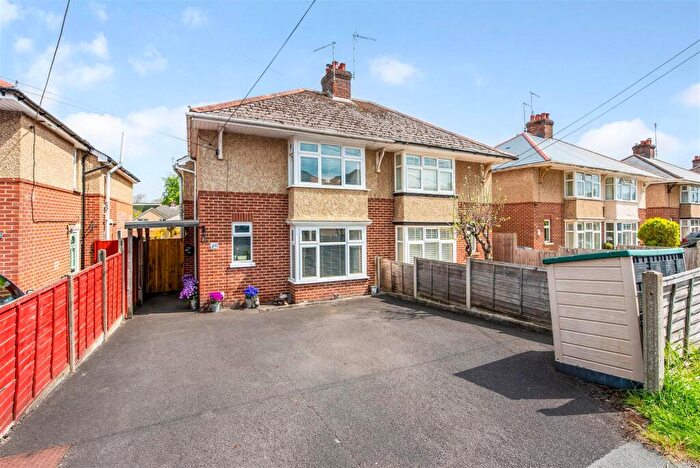 2 Bedroom House For Sale In Marchant Road, Andover, SP10