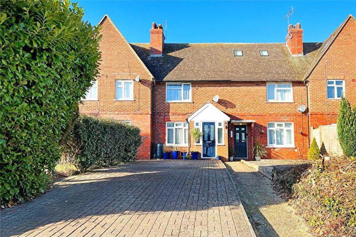 2 Bedroom Detached House To Rent In Arundel Road, Angmering, Littlehampton, West Sussex, BN16