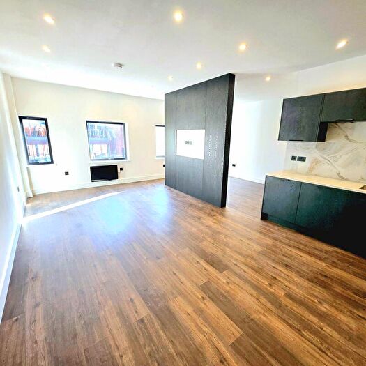 1 Bedroom Apartment To Rent In Greenhill Way, Harrow, HA1