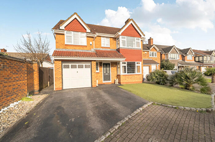 4 Bedroom Detached House For Sale In Abelia Close, West End, Woking, Surrey, GU24