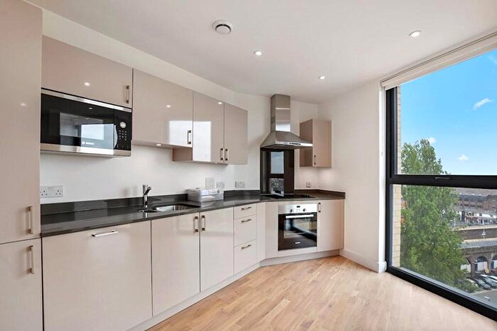 1 Bedroom Apartment To Rent In Burgess Springs, Chelmsford, CM1