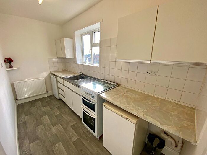 3 Bedroom Property To Rent In Arnold Road, Nottingham, NG5