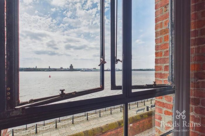 1 Bedroom Apartment For Sale In Albert Dock, Liverpool, Merseyside, L3