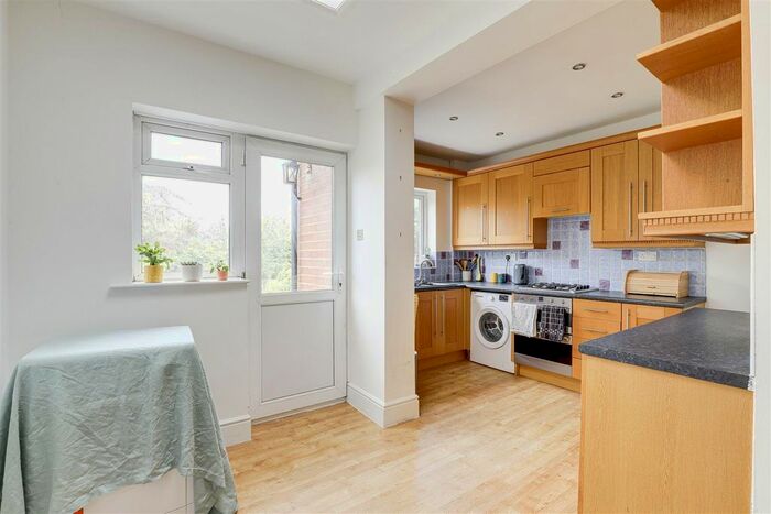 3 Bedroom Terraced House For Sale In Morley Avenue, Mapperley, Nottinghamshire, NG3