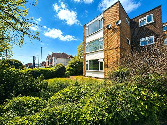 2 Bedroom Flat For Sale In Southampton, SO15