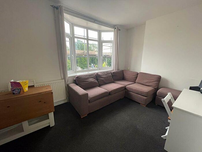 3 Bedroom Flat To Rent In Ditchling Road, Brighton, BN1