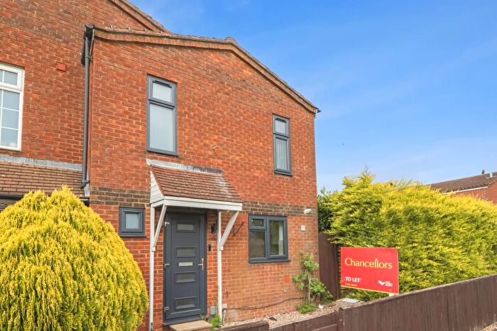 4 Bedroom Semi Detached House To Rent In Shrimpton Road, High Wycombe, HP12