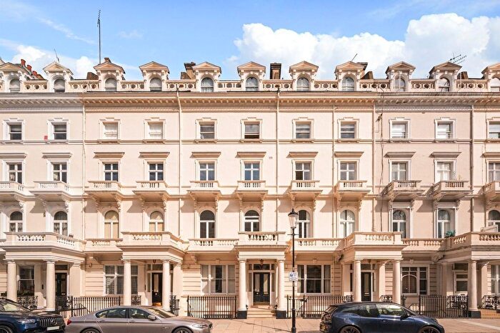 4 Bedroom Flat For Sale In Queens Gate Terrace, SW7