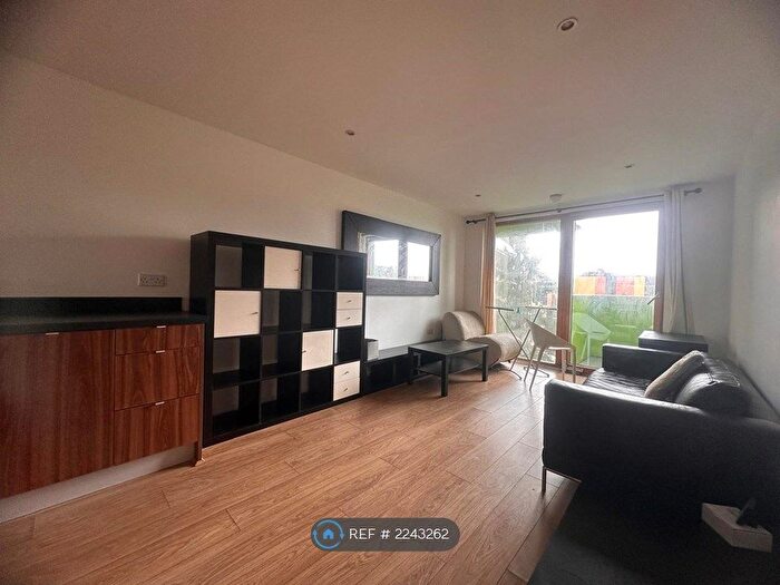 1 Bedroom Flat To Rent In Cutmore, Barking, IG11