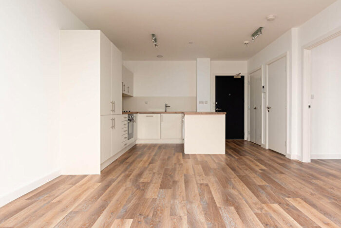 1 Bedroom Flat To Rent In The Wullcomb, Highcross Street, Leicester, LE1