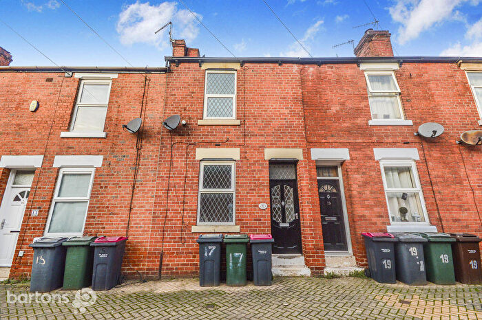 2 Bedroom Terraced House To Rent In Cross Street, Kimberworth, S61