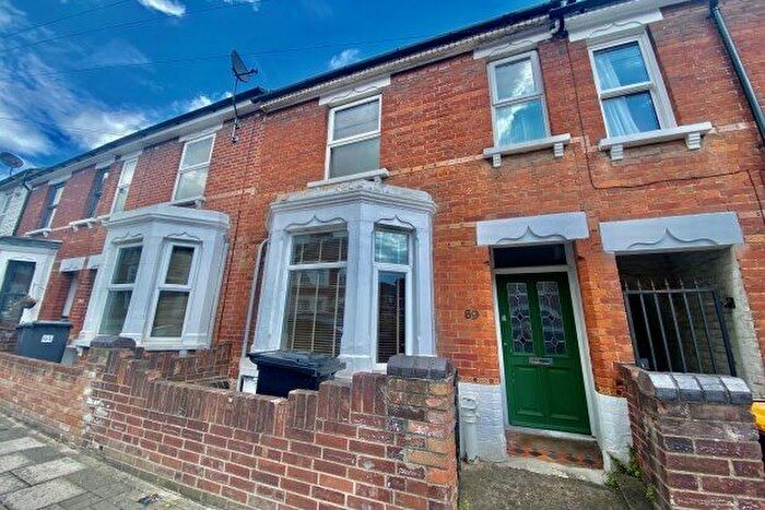 2 Bedroom Property To Rent In Gladstone Street, Bedford, MK41