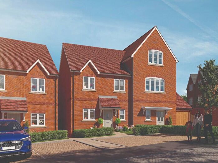 3 Bedroom Semi Detached House For Sale In Abbey Barn Lane, High Wycombe, HP10