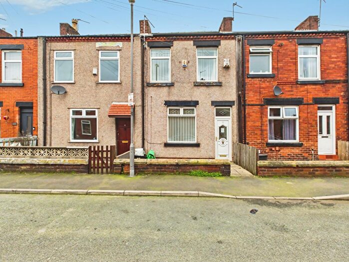 2 Bedroom Terraced House For Sale In Station Road, Haydock, WA11